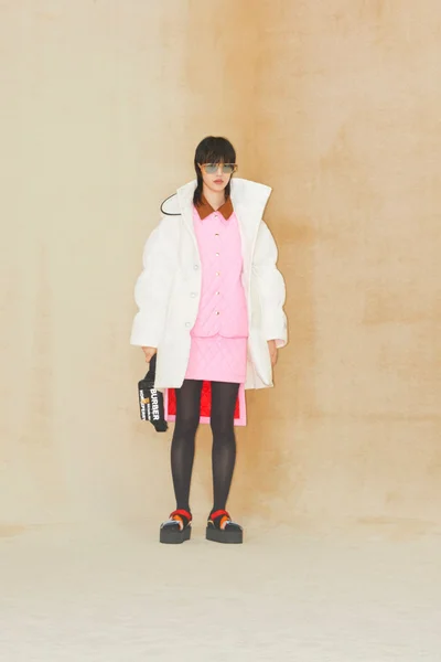 Look 11